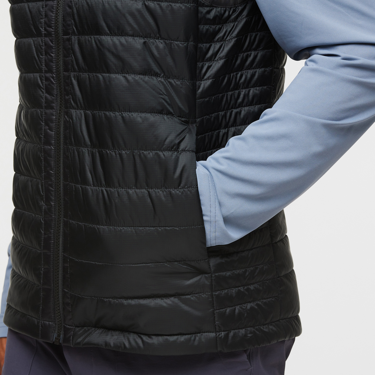 Capa Insulated Vest - Men's - Black - US 1507