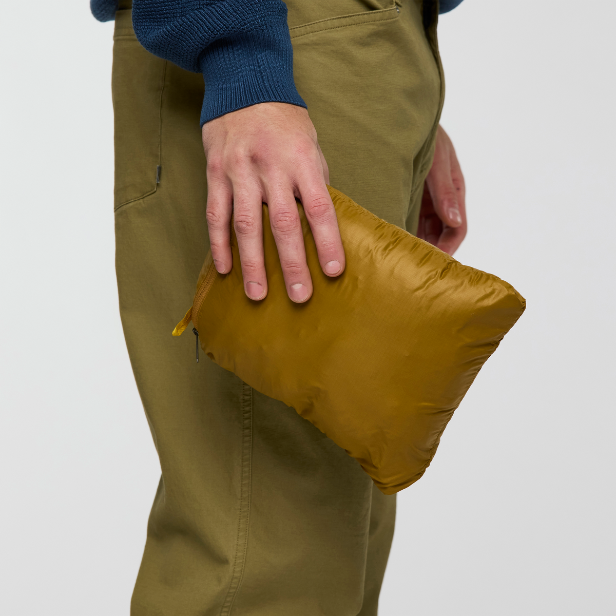 Fuego Down Vest - Men's - Bronze/Gold - US 4226