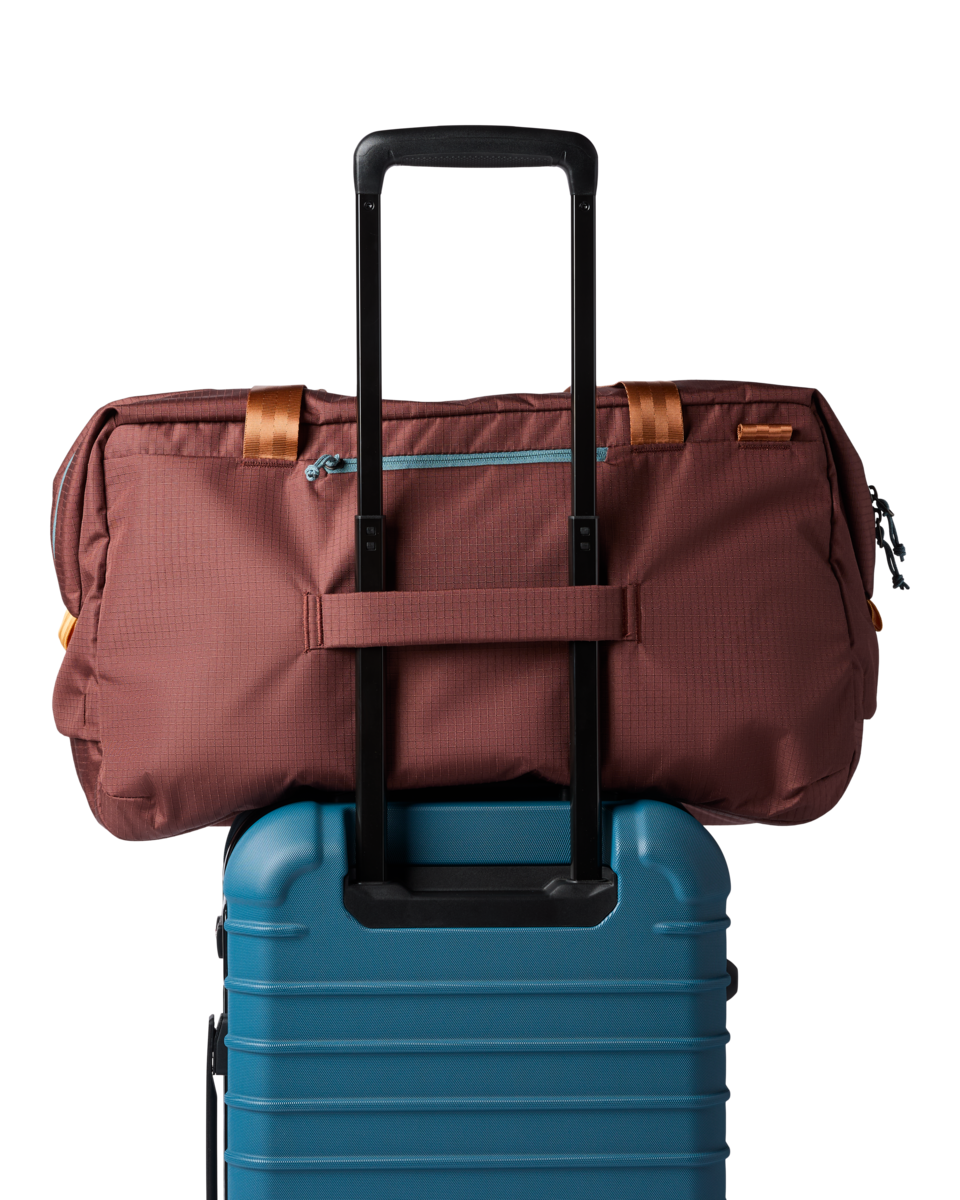 Viaje 45L Travel Duffel - Sepia - US 2925