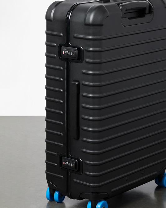 Coraza Suitcase - Medium Checked - Cotopaxi Black - US 4481