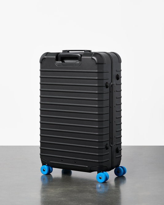 Coraza Suitcase - Medium Checked - Cotopaxi Black - US 1070
