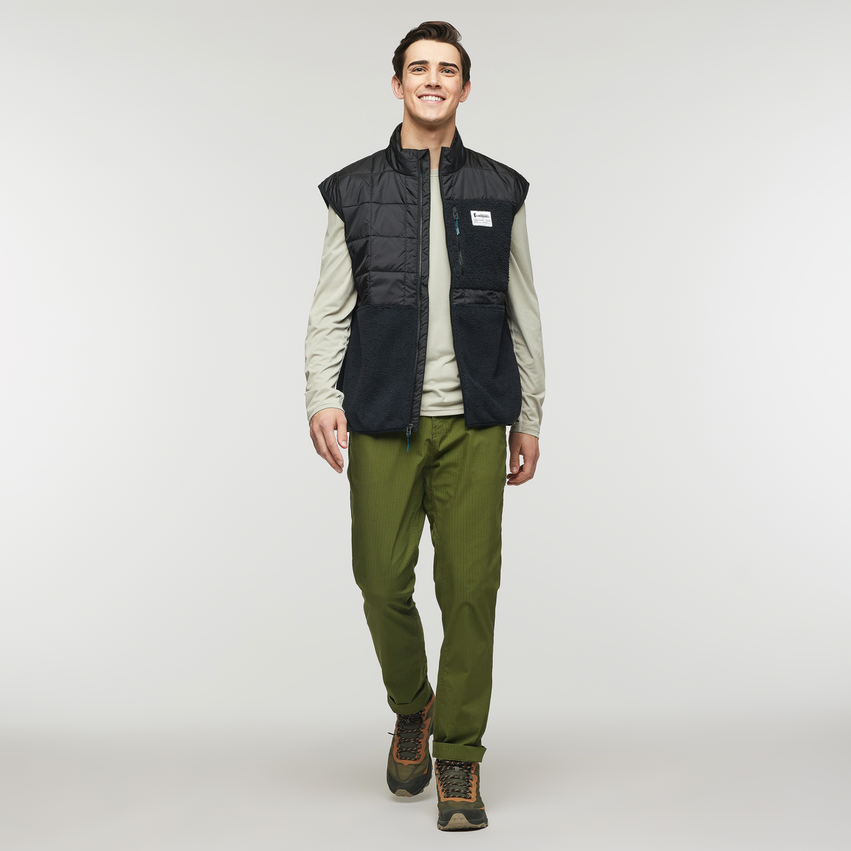 Trico Hybrid Vest - Men's - Cotopaxi Black - US 1576