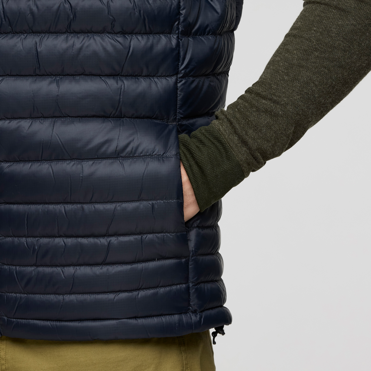 Fuego Down Vest - Men's - Carbon Stripes - US 8669