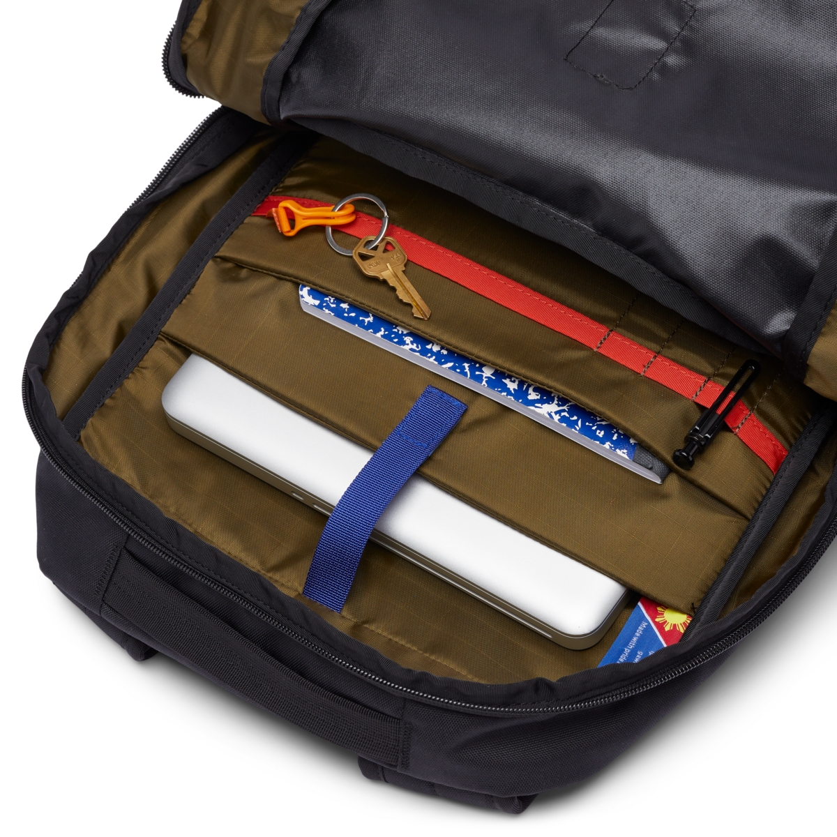 Chiquillo 26L Daypack - Cada Día - Cotopaxi Black - US 8432