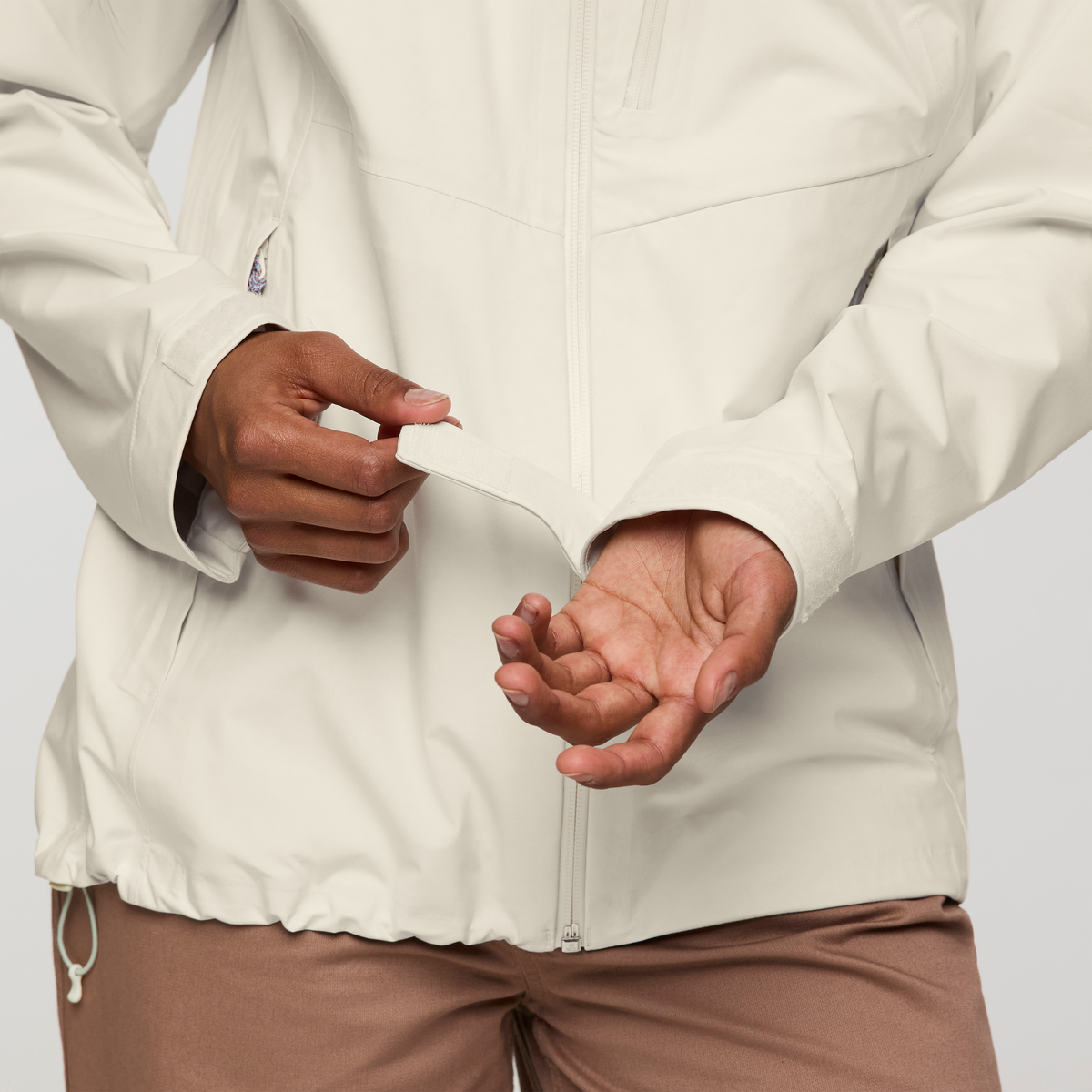 Impermeo 3L Hooded Shell Jacket - Women's - Cotopaxi Bone - US 3773