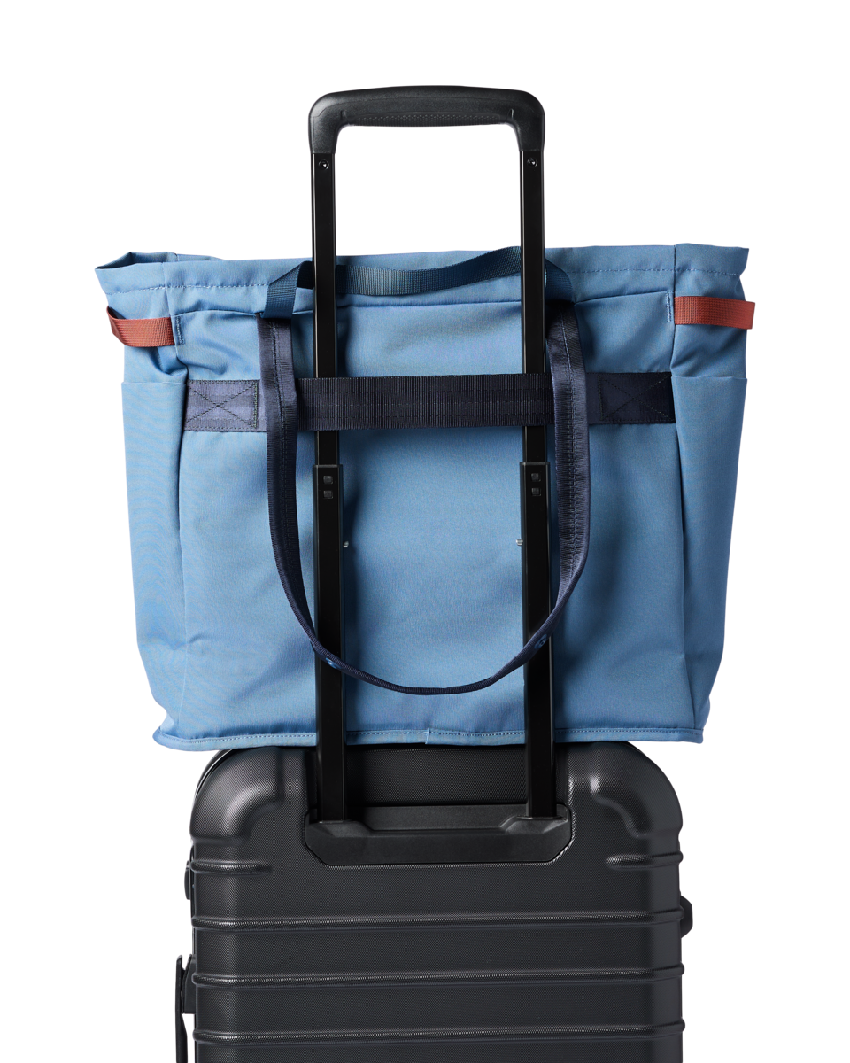 Mente 22L Tote - Fjord - US 8335