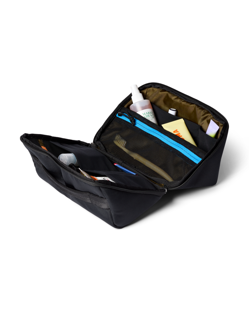Viaje Toiletry Kit - Cada Día - Cotopaxi Black - US 2330
