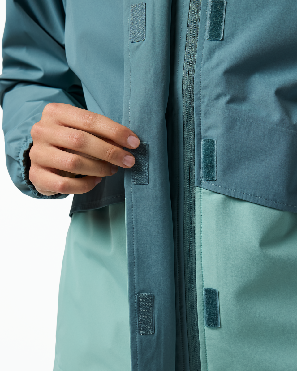 Rayu Rain Jacket - Women's - Everglade/Tide Pool - US 6990