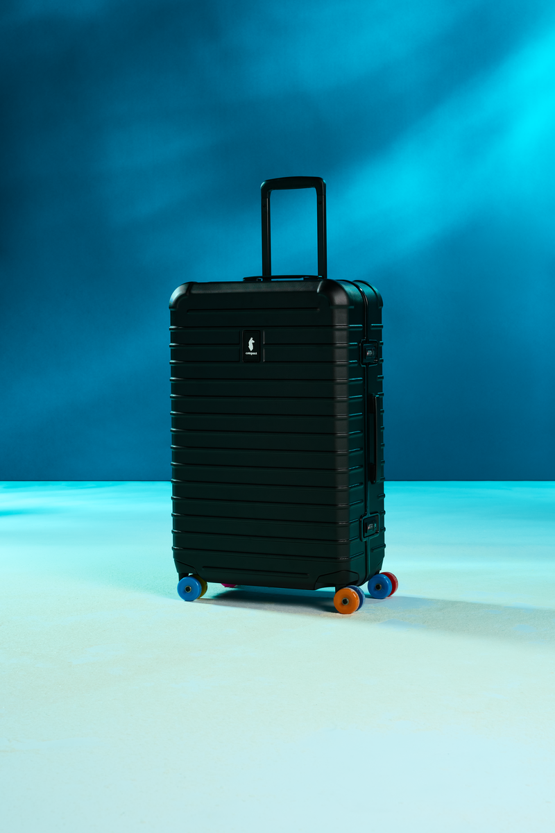 Coraza Suitcase - Medium Checked - Cotopaxi Black - US 4481