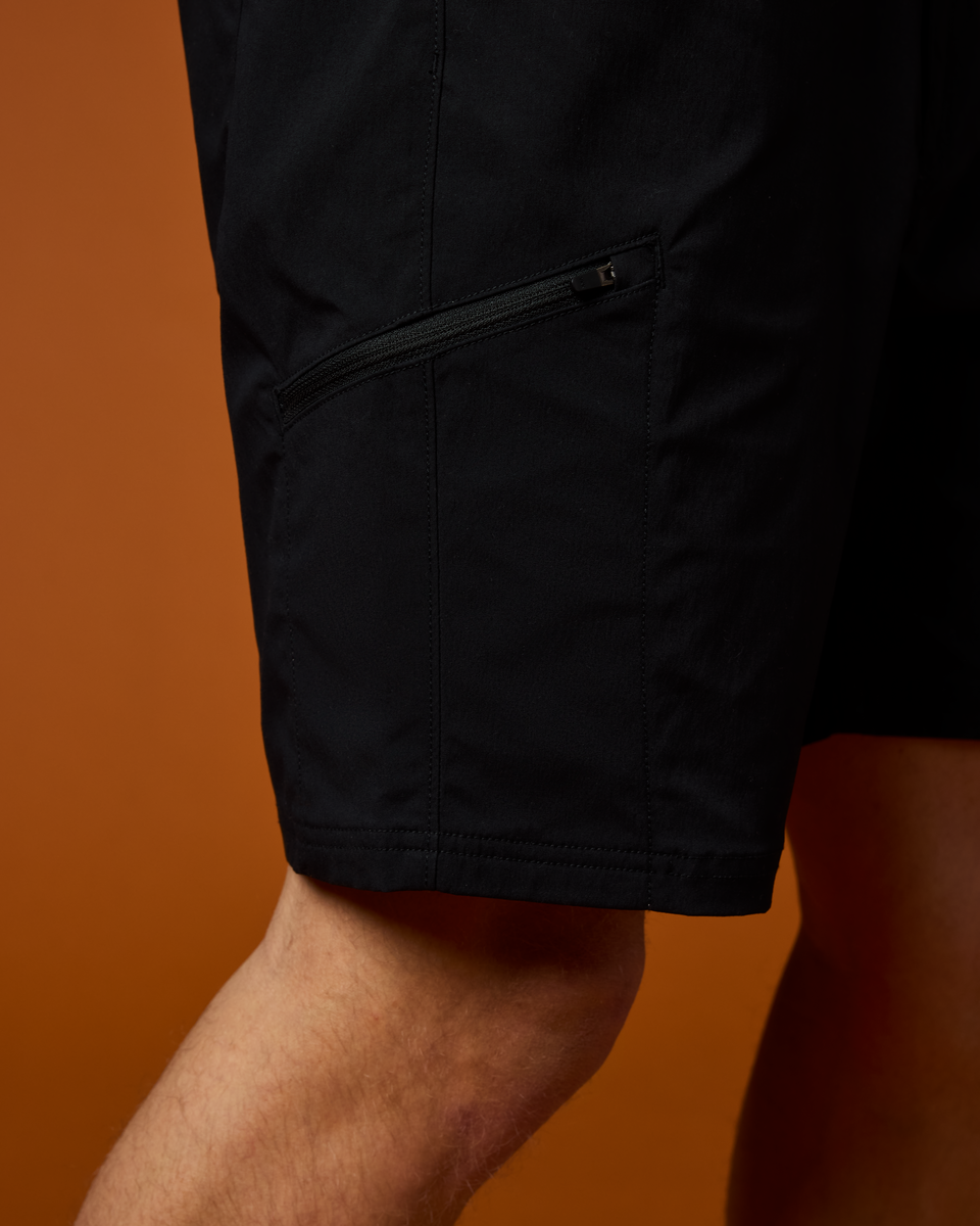 Coraje Tech Short - Men's - Black - US 1124
