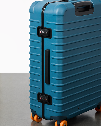 Coraza Suitcase - Medium Checked - Blue Spruce - US 1541