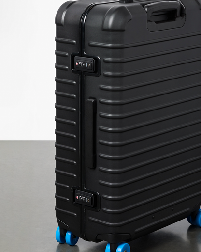 Coraza Suitcase - Medium Checked - Cotopaxi Black - US 4481