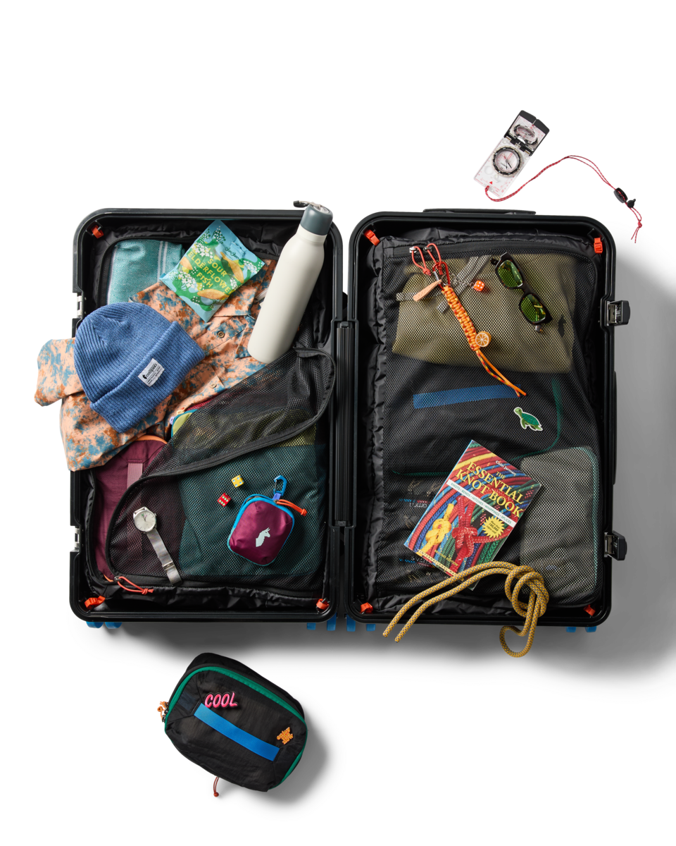 Coraza Suitcase - Medium Checked - Cotopaxi Black - US 4481